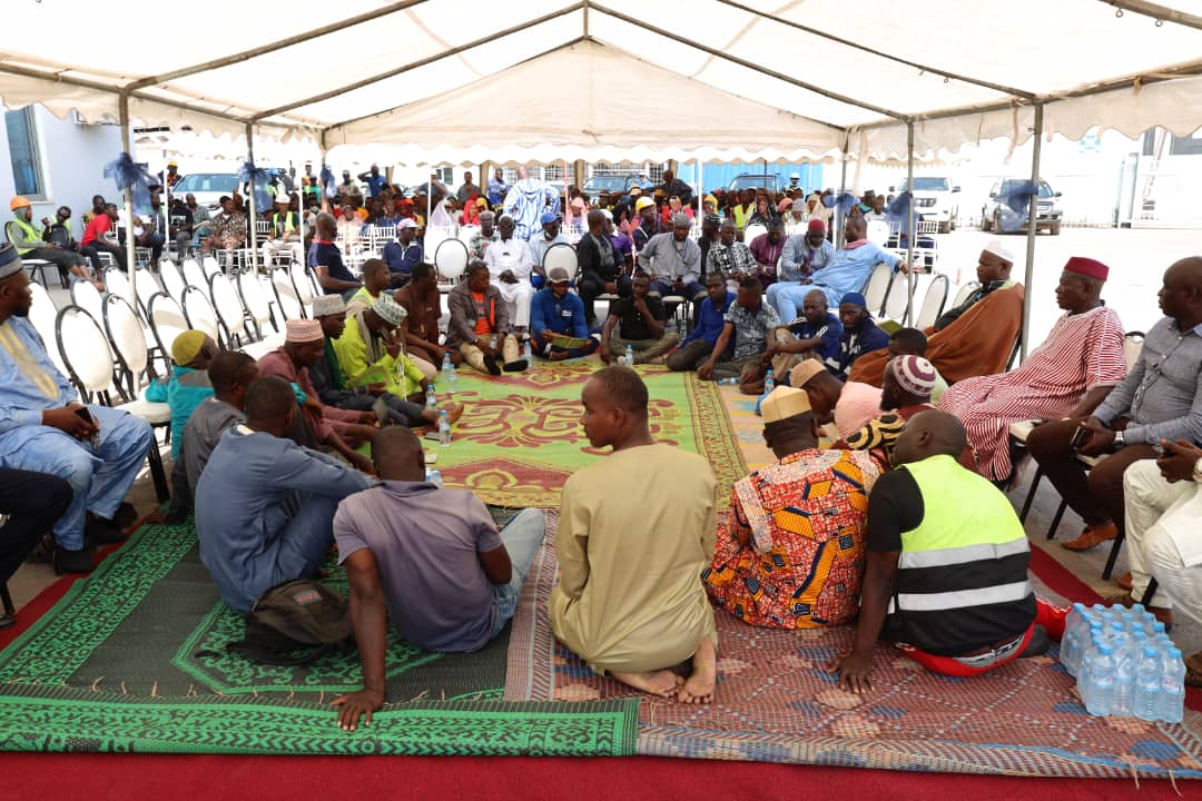 Tremblement de terre en Turquie: les travailleurs d’Alport-Conakry organisent une lecture de saint coran et de présentation des condoléances à la direction générale.