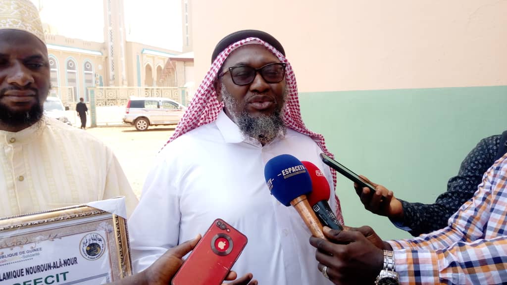 Conakry : Elhadj Ibrahim Moufti Kaba Président Fondateur de  »Moufti lbrahim Kaba »  reçoit un satisfecit