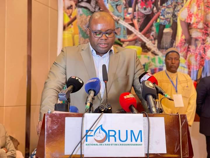 Conakry: Dr Bernard Goumou préside le forum national sur l’eau et l’assainissement