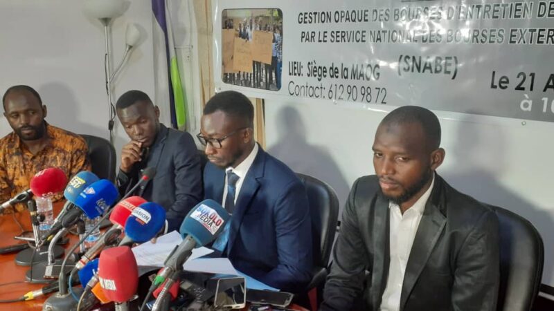 Conakry : la fédération des étudiants, doctorants et stagiaires guinéens condamne la gestion opaque du (SNABE)