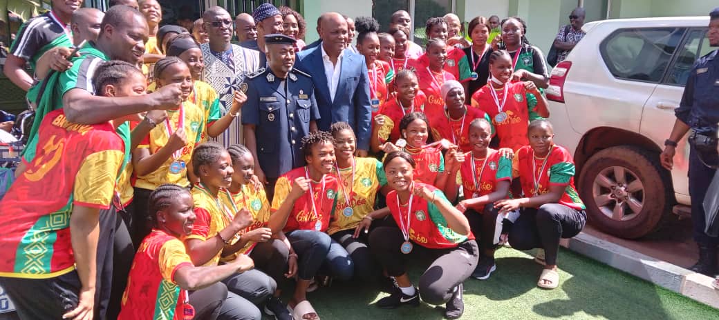 Handball : les joueuses guinéennes d’Handball reçues par le ministère des sports à Conakry