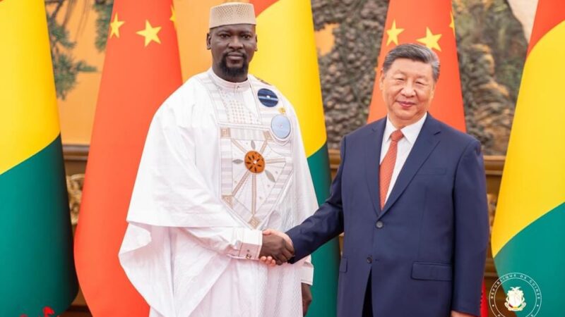 Chine : Xi Jinping rencontre Doumbouya et évoque un “partenariat stratégique” avec la Guinée. 