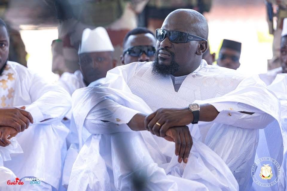 Célébration de l’Aïd el-Fitr 2025 :  Général Mamadi Doumbouya s’acquitte de son devoir religieux au Palais Mohammed V