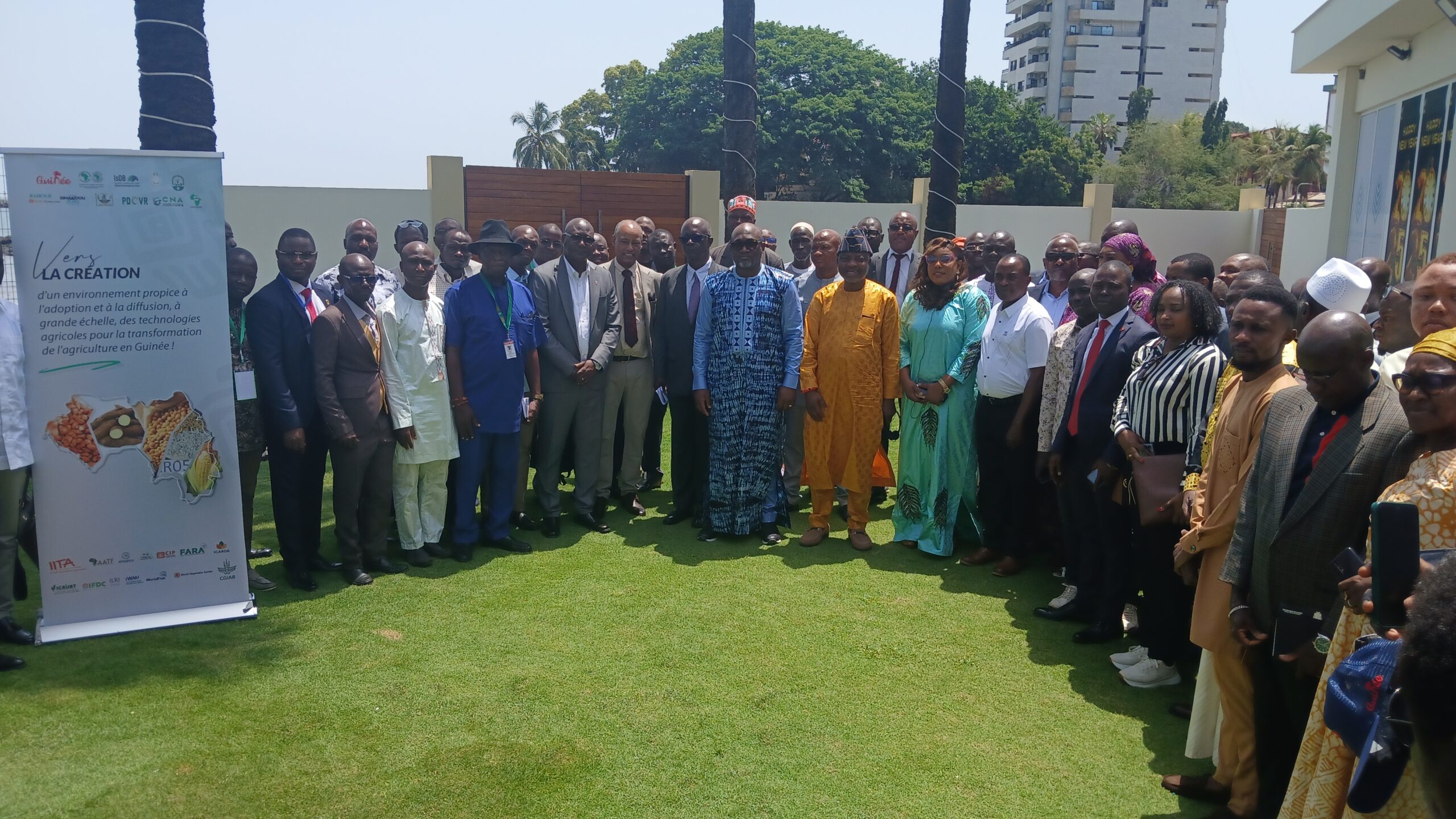 Agriculture: Félix Lamah lance les travaux du sommet sur le secteur semencier. 