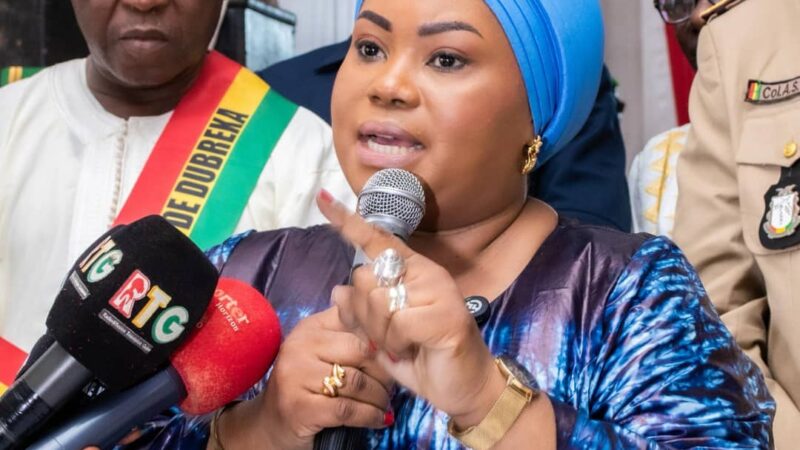 Guinée : Fatima Camara sensibilise les citoyens sur le contenu du projet de nouvelle Constitution