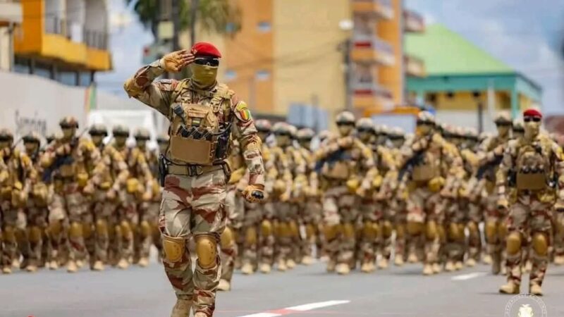 Urgent: Général Mamadi Doumbouya radie un officier des forces spéciales pour «inconduite».