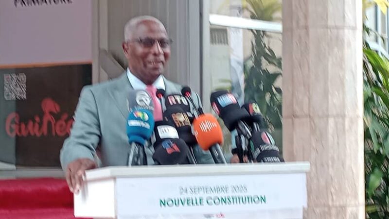 Référendum Constitutionnel: Bah Oury se réjouit de l&rsquo;esprit de maturité du peuple de Guinée.
