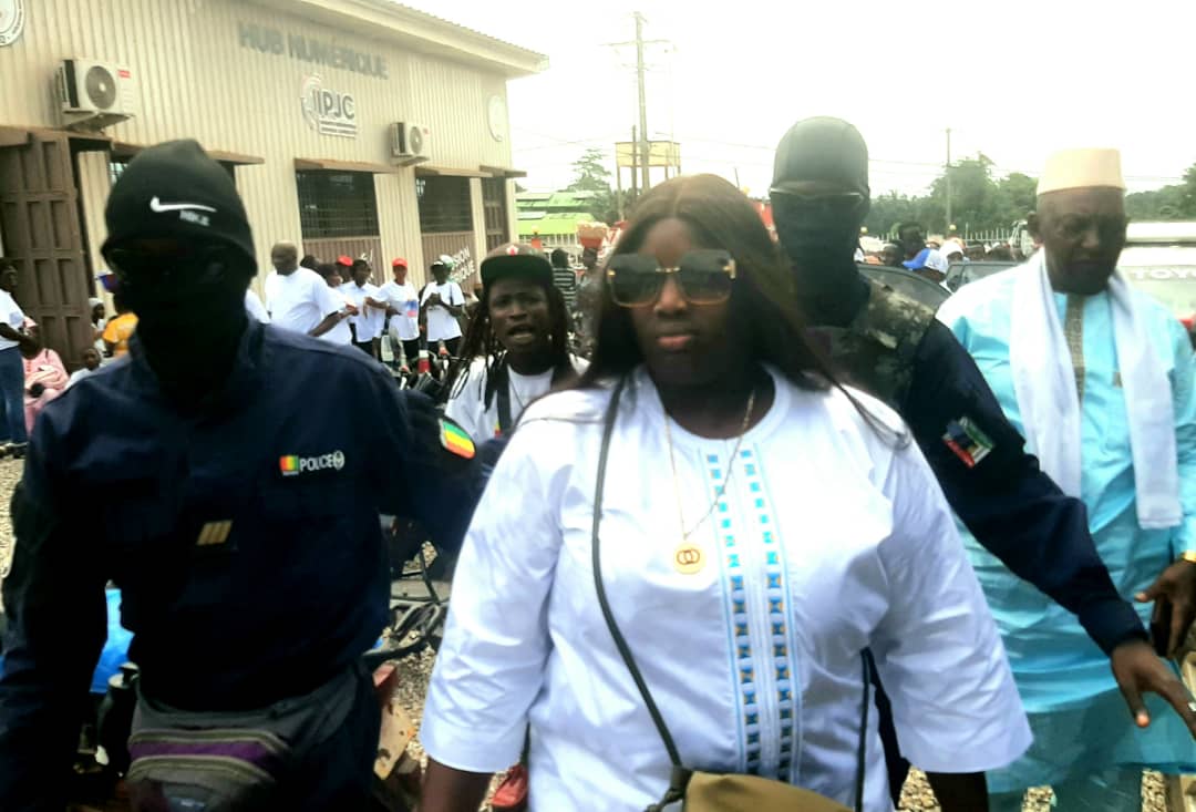 Coyah : Maman Aïcha Camara demande au Général Mamadi Doumbouya de se porter candidat à l&rsquo;élection présidentielle du 28 octobre