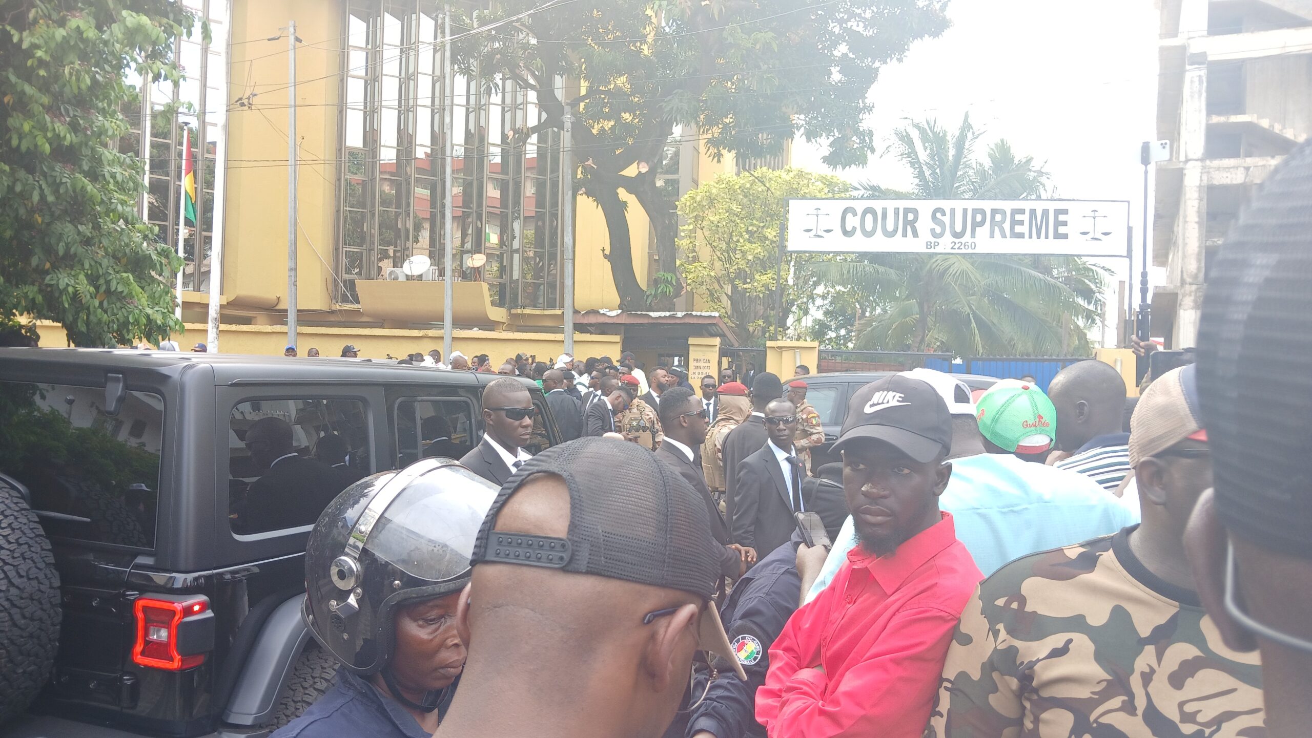 Présidentielle 2025: Le Général Mamadi Doumbouya a déposé sa candidature.