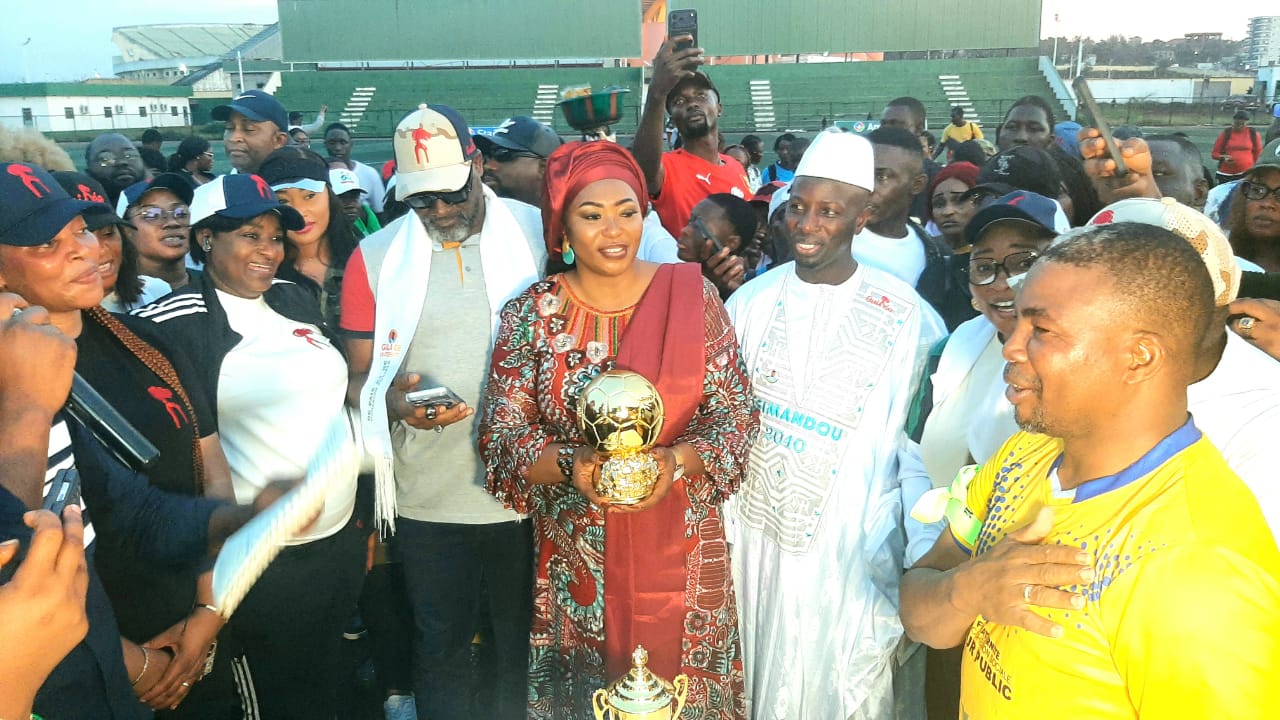 Conakry : Un match de gala sous le signe de la  fraternité et la cohésion sociale entre les filles et fils de Guinée .