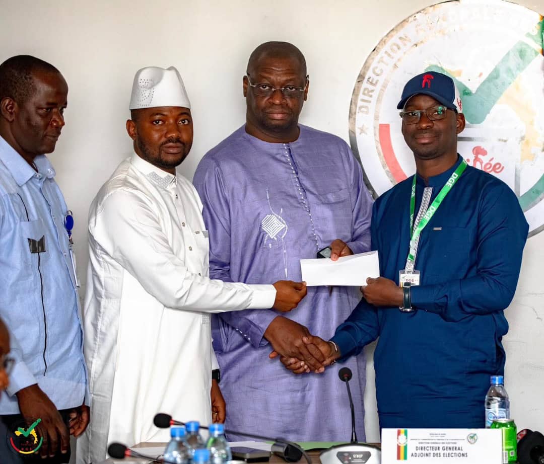 La Direction Générale des Élections (DGE) accorde un appui financier aux associations professionnelles de presse