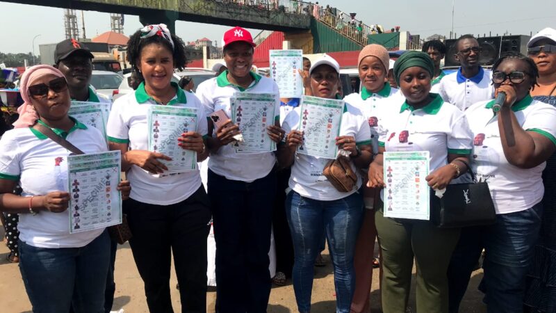 Présidentielle du 28 décembre : les « Gazelles du CNRD » investissent les marchés de Conakry