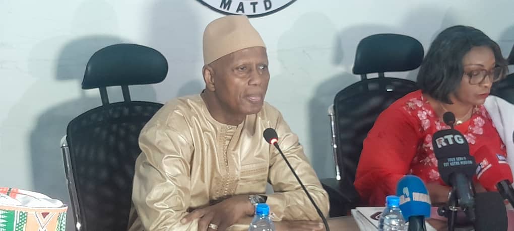 Médias en Guinée : La HAC verrouille l&rsquo;antenne avant l&rsquo;heure