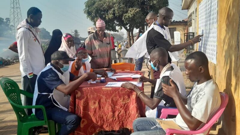 Dixinn : le vote démarre dans le calme malgré un engouement progressif des électeurs