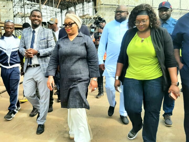 Fatima Camara à la rencontre des unités industrielles : immersion au cœur des entrepôts de CEPERTAM, de CIAO et de la GMC