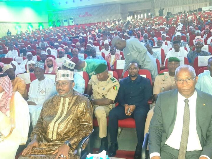 Conakry : Amadou Oury Bah lance la 44ème édition du Concours National de Mémorisation du Saint Coran