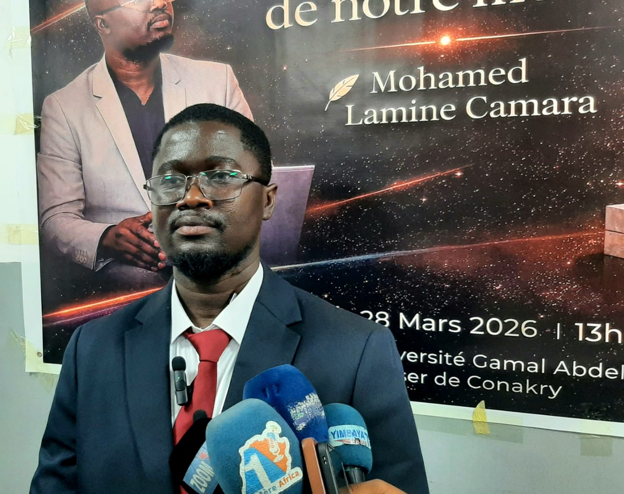 Dédicace du livre « Les étoiles de notre monde » : Mohamed Lamine Camara célèbre la femme africaine
