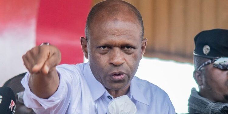 Séisme politique en Guinée : Le FRONDEG claque la porte à un mois du double scrutin