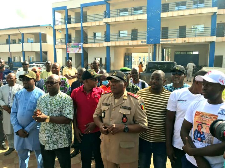 Guinée : le préfet de Kankan, le Col. Mohamed Niang, lance les épreuves du Grand Prix littéraire présidentiel de l’excellence