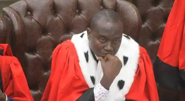 Décret : le magistrat Algassimou Diallo radié du corps de la magistrature