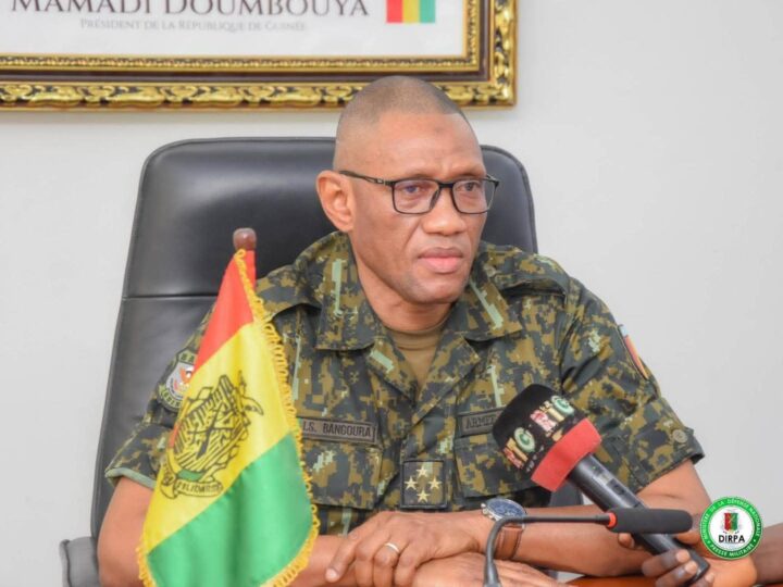 Guinée : Face aux rumeurs, l&rsquo;armée fait bloc derrière le Général Mamadi Doumbouya