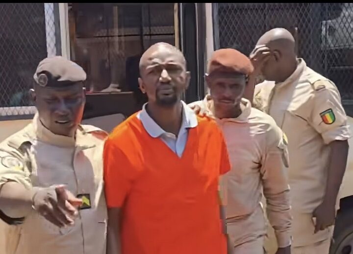 Procès d&rsquo;Abdourahmane Bella Bah à Dixinn : le parquet requiert un an de prison, verdict attendu mercredi
