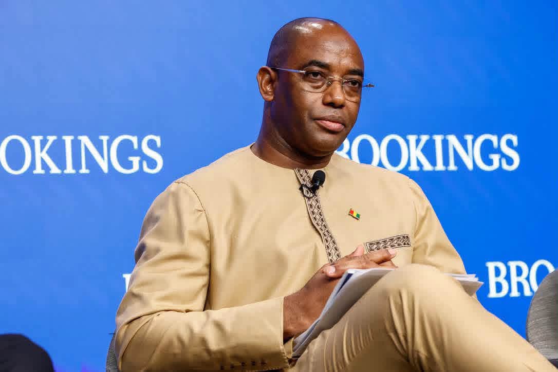 WASHINGTON — Ibrahima N’Dairy Diallo prend officiellement la tête de la représentation diplomatique guinéenne aux États-Unis.
