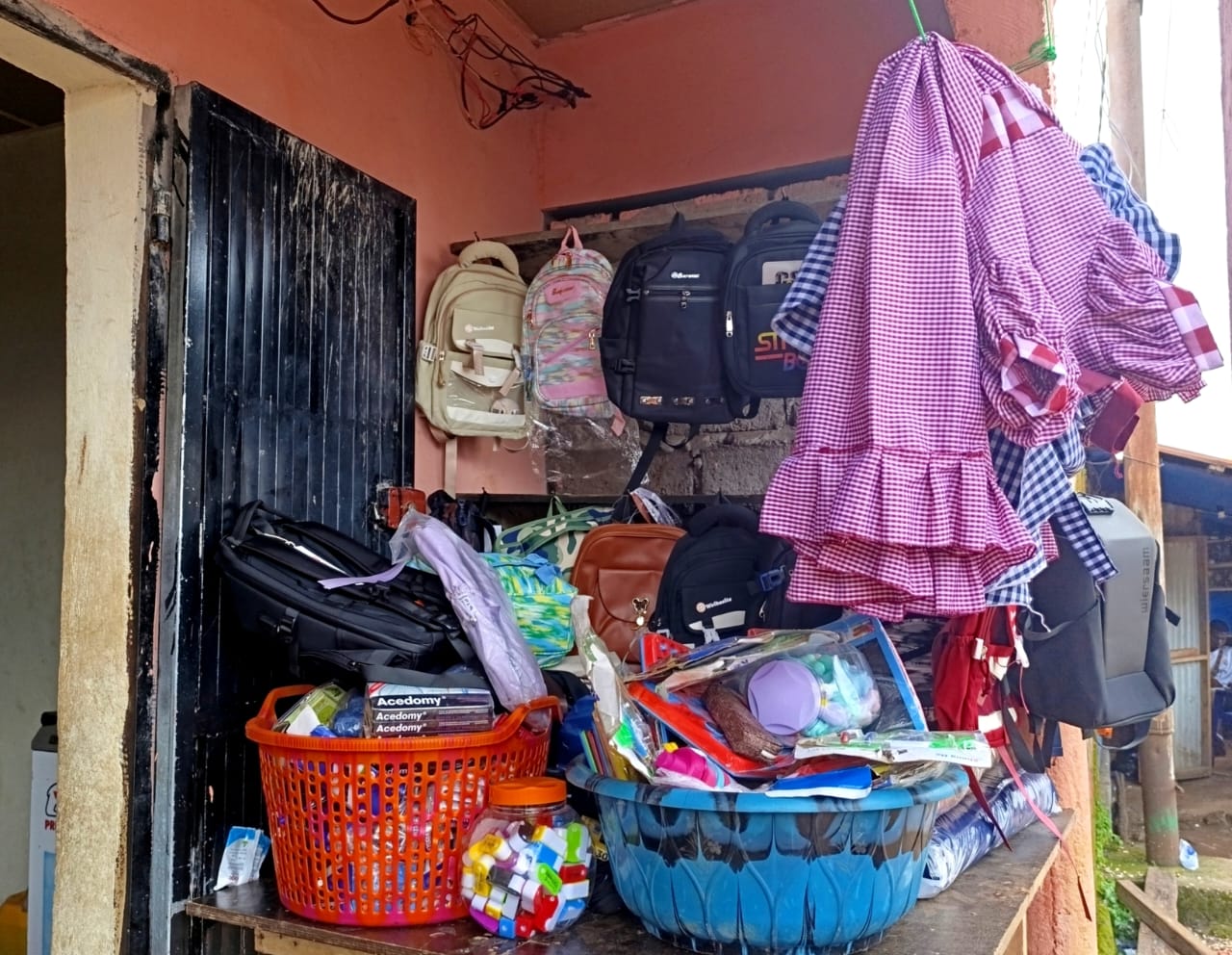 Conakry : Entre hausse des prix et fin de mois, le casse-tête des parents pour la rentrée scolaire