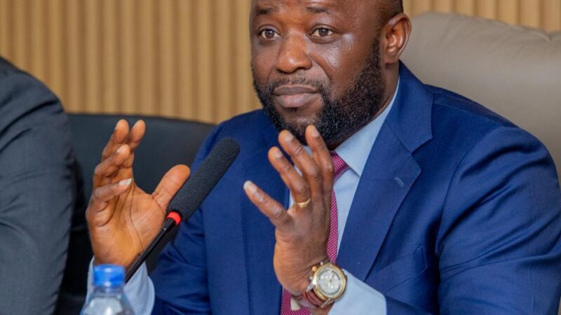 Administration publique : Faya François BOUROUNO durcit le ton contre les attestations de service de complaisance