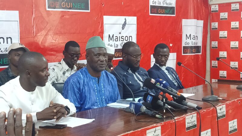 Interdiction des sachets d’eau : Mohamed Kourouma appelle à des mesures d’urgence